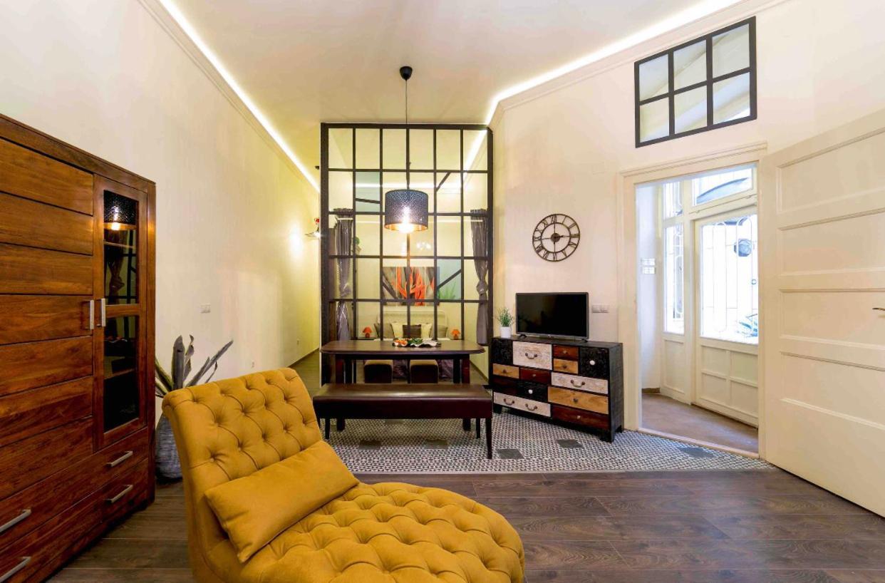 The Best Mondain Apartment Budapesta Exterior foto